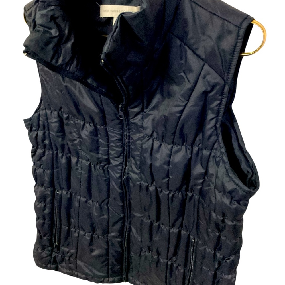 New York & Company Puffer Sleeveless Jacket Vest
Size Large